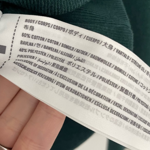 Abercrombie & Fitch Soft A&F Lake Tahoe Crewneck Sweatshirt Green.      17 - Picture 6 of 6